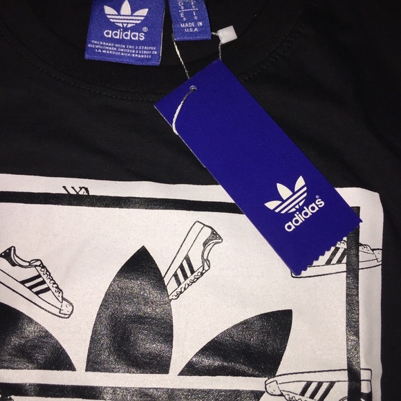 🚨NWT🚨 BLACK ADIDAS TREFOIL TEE SHIRT - Picture 4 of 4